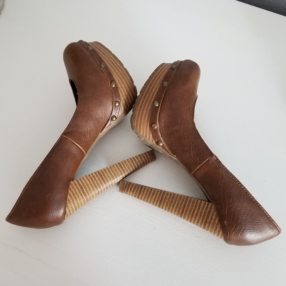 Charlotte Russe Brown Platform Studded Heels - Picture 6 of 8